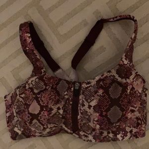 Maximum support sports bra 34D